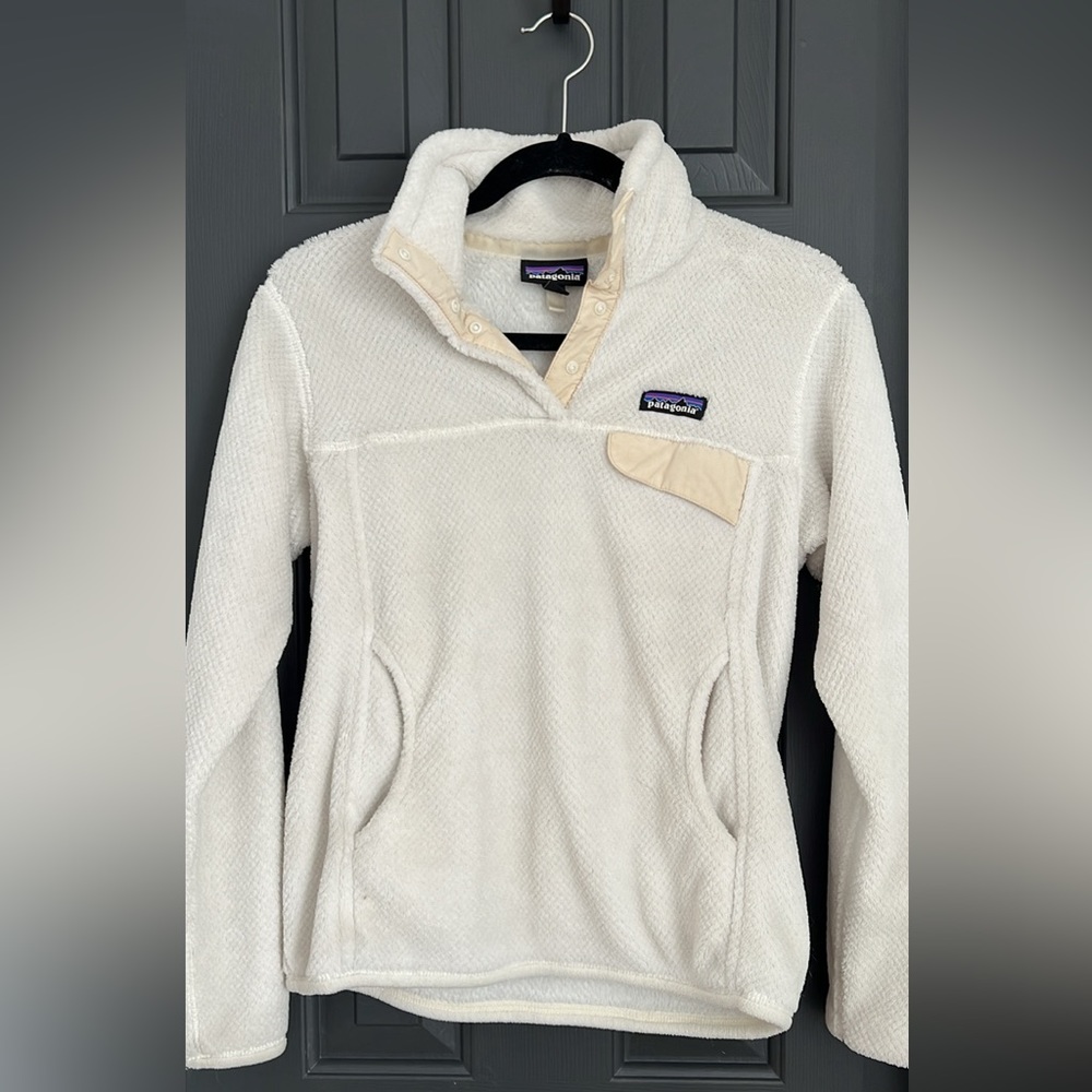 Patagonia fleece pullover